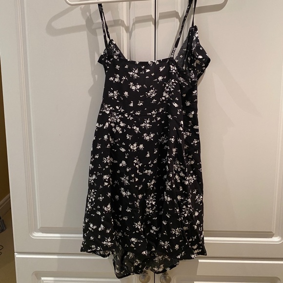 Garage Wrap Dress - Picture 3 of 3